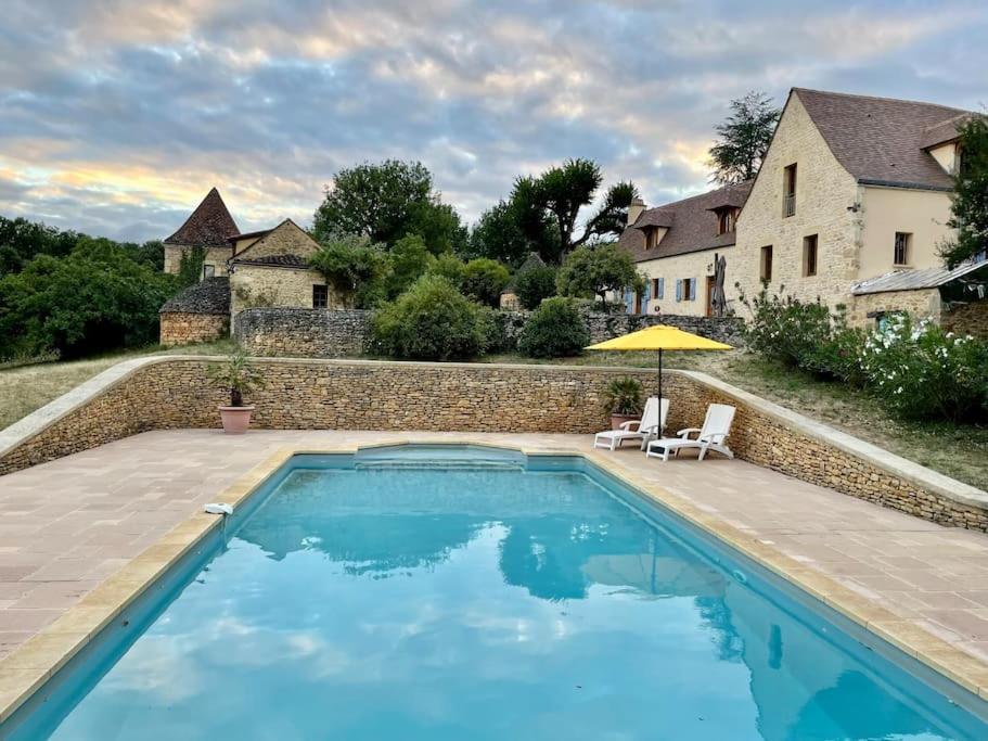 Charming 19Th Century Farmhouse With Pool Vitrac  Ngoại thất bức ảnh